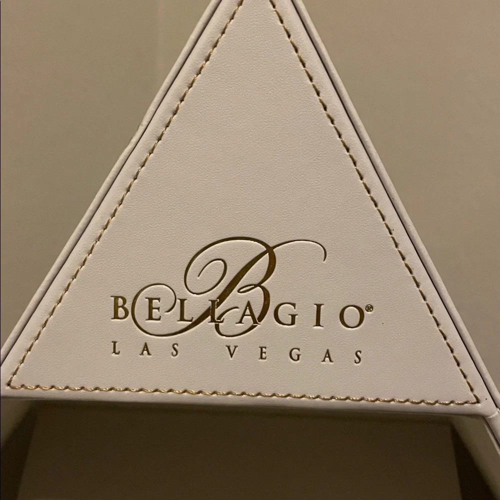 Bellagio Las Vegas White and Gold Pyramid Box
